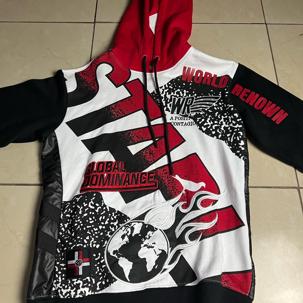 Staple hoodie size small